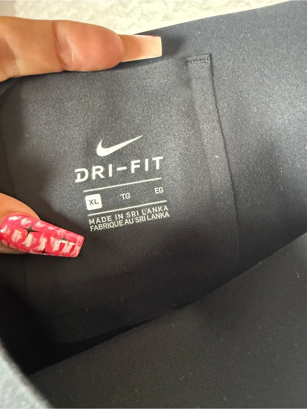 Nike Dri-FIT athletic leggings featuring a high-rise waistband 😎🔥